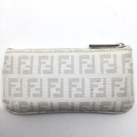 Fendi Case Key Leather White Ring - Picture 1 of 7